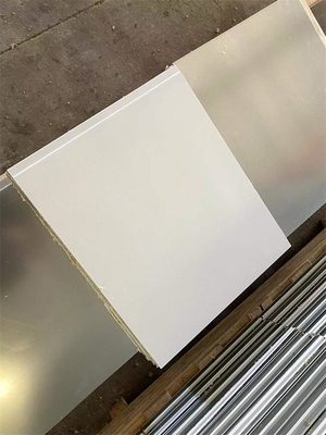 kopen Comité van de de Sandwichmuur van Steenwolrockwool 25mm online vervaardiging